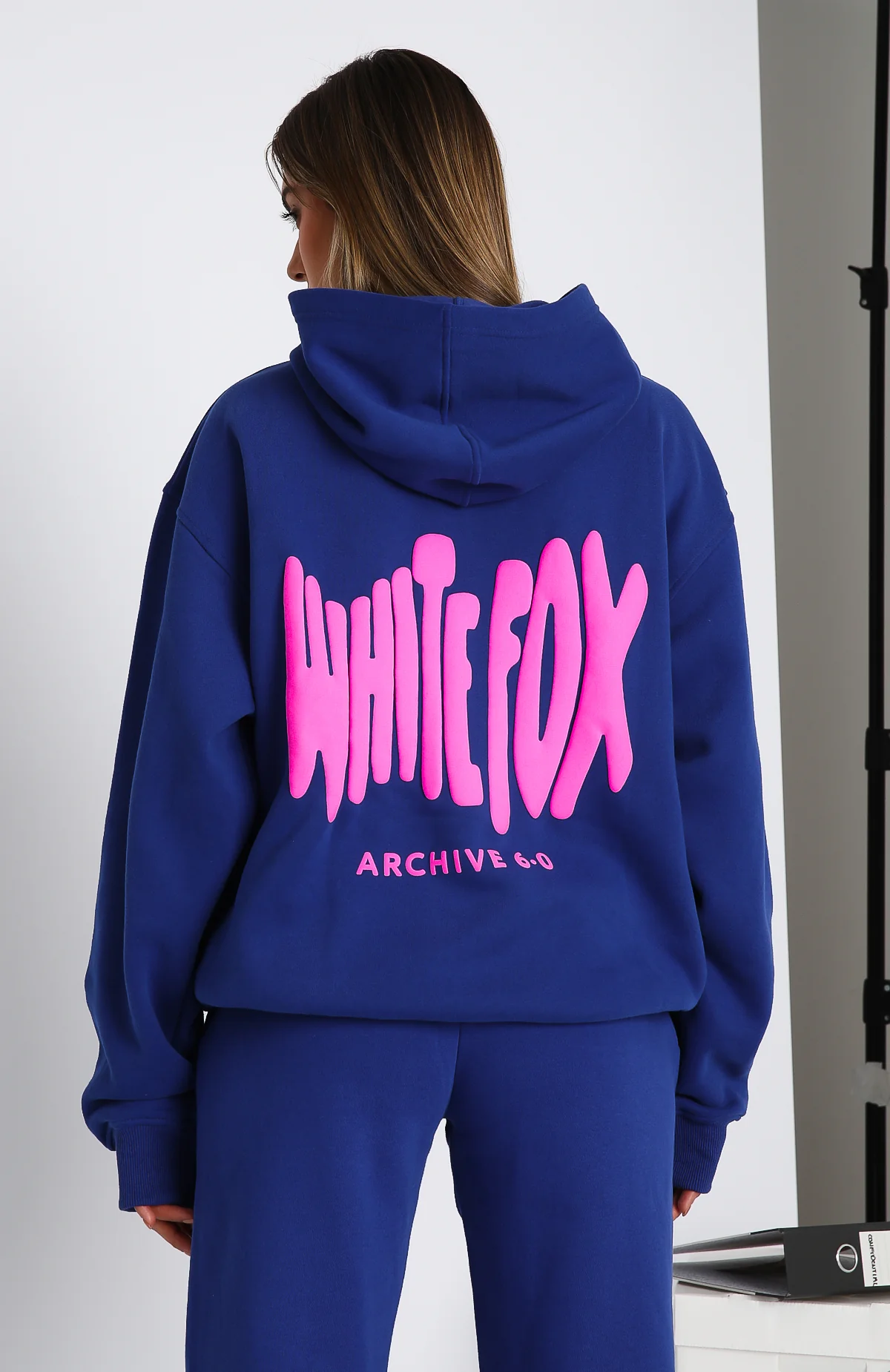 Archive 6.0 Oversized Hoodie Malibu - Image 4