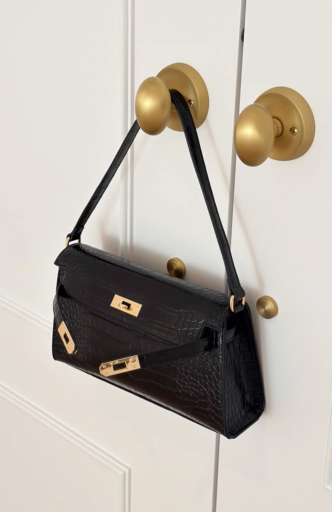 Jesse Shoulder Bag Black Faux Croc - Image 2