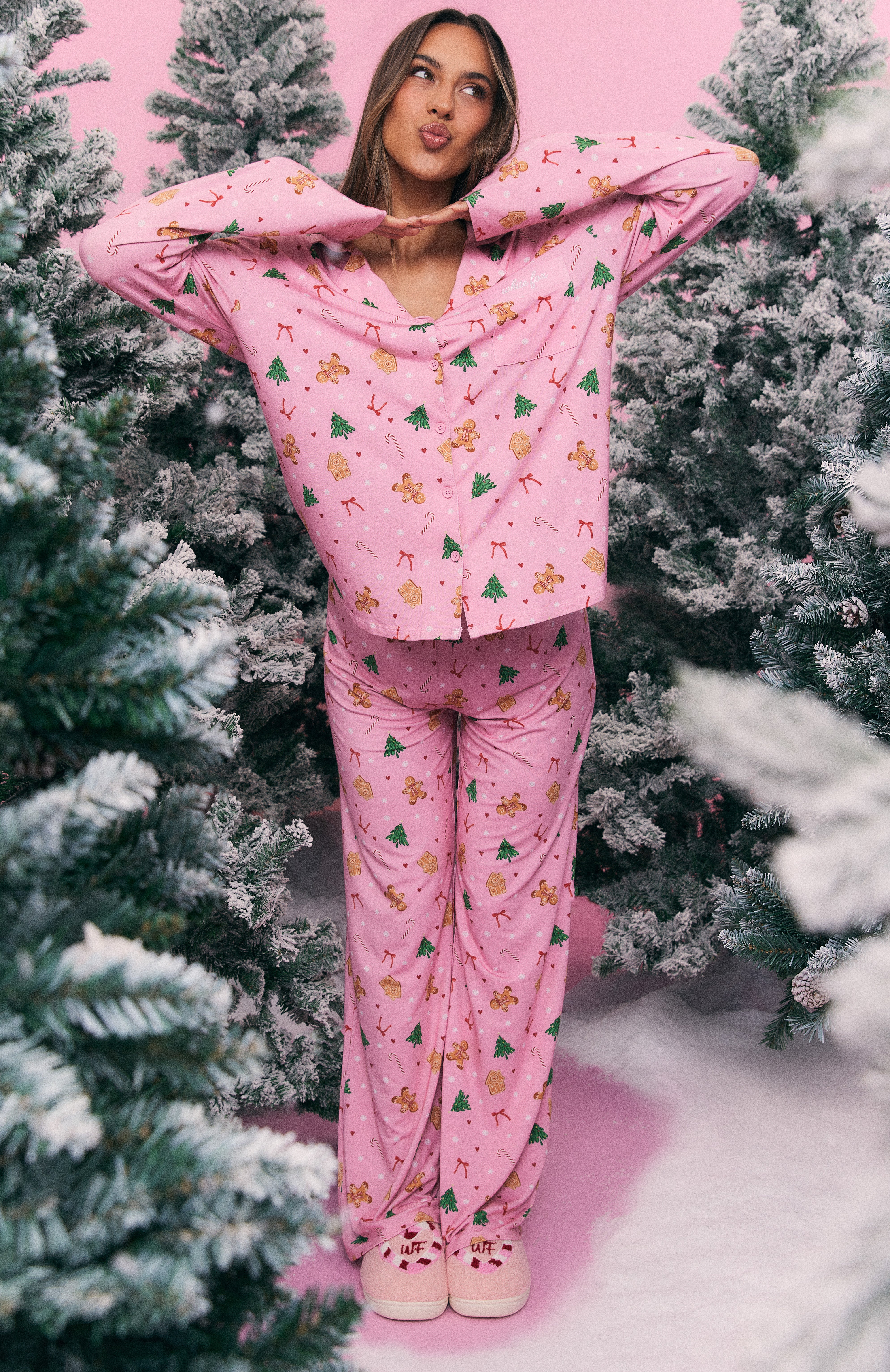 Pillow Talk Printed Long Sleeve Pyjama Set Candy Kiss - Image 8