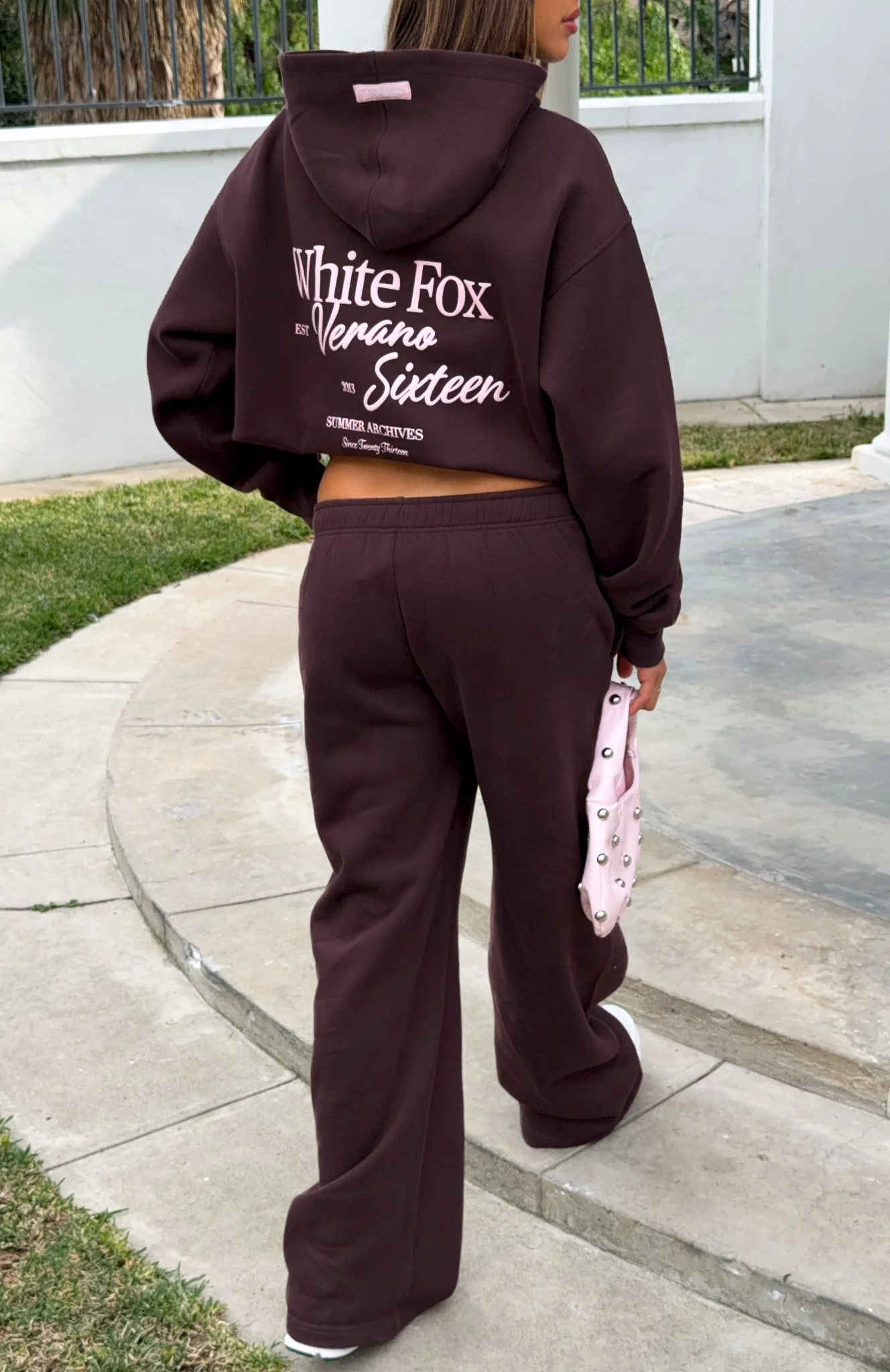 Verano Sixteen Lilia Oversized Hoodie Chocolate - Image 2